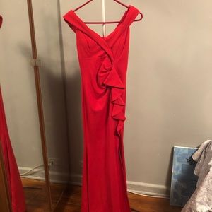 Prom/Wedding Gown with Slit, on/off the shoulder